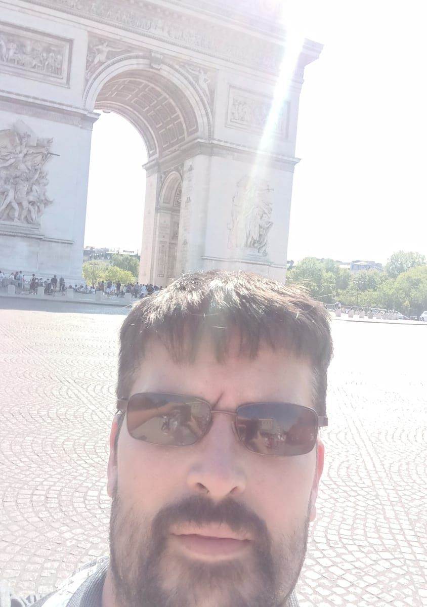 Profile of Parker, 32, Sex friend in ʻEwa Beach-Iroquois Point (Hawaii)