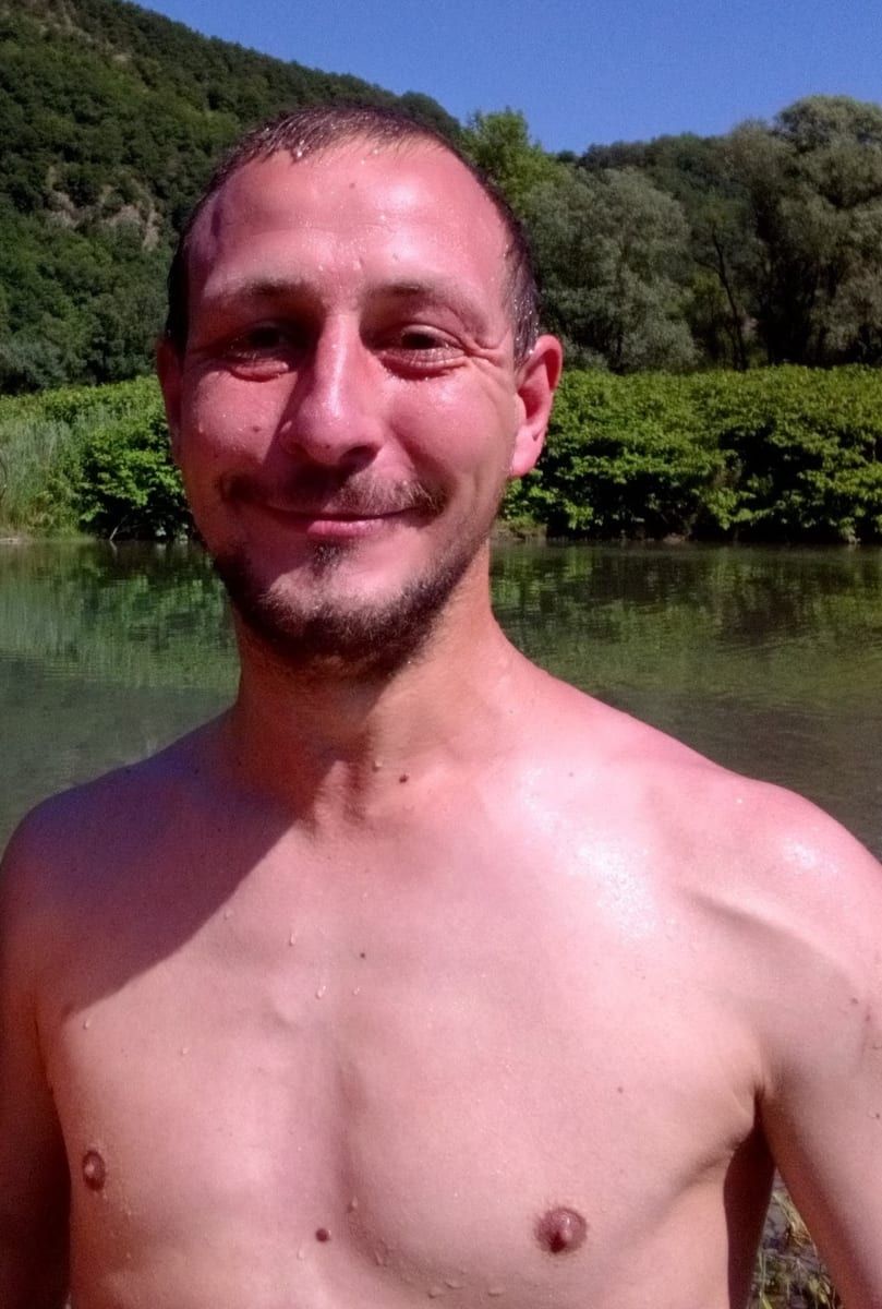 Andres - Sex friend in Andrews Profile of Andres, 39, Sex friend in Andrews (Texas)