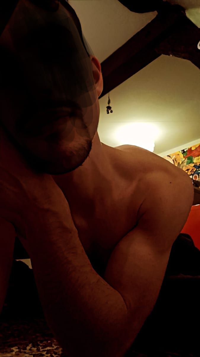 Profile of Alejandro, 27, Sex friend in Franklin (New Hampshire)