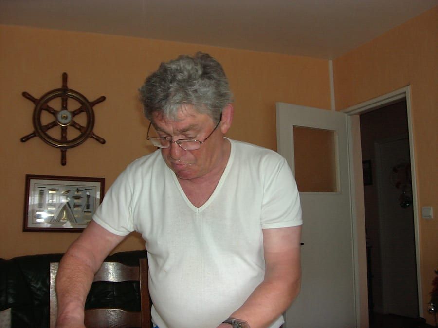 Dale - Sex friend in O'Fallon Profile of Dale, 24, Sex friend in O'Fallon (Missouri)