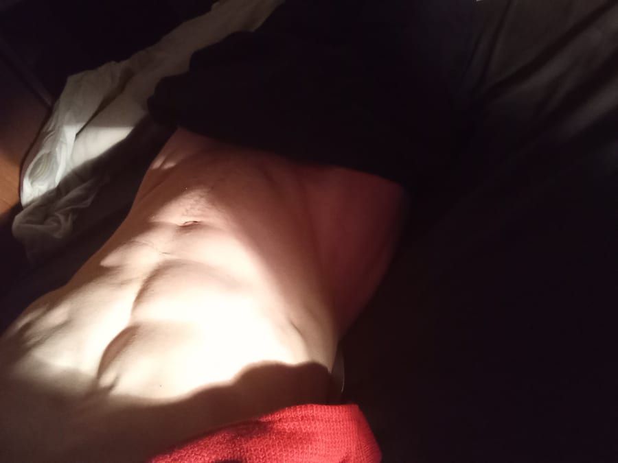 Profile of Easton, 37, Sex friend in Flat Rock (Michigan)