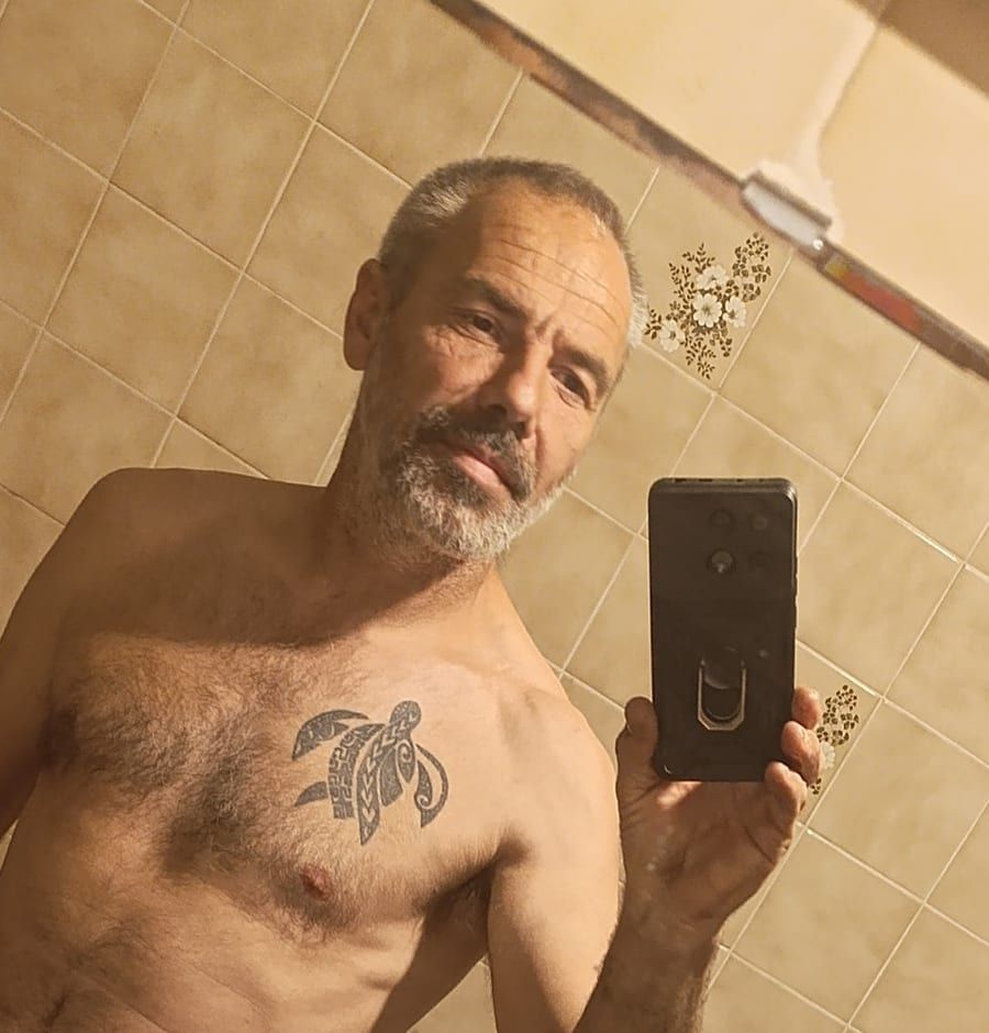 Tony - Sex friend in Miramar Profile of Tony, 41, Sex friend in Miramar (Florida)
