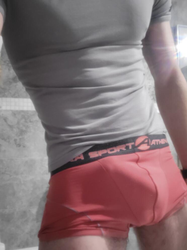 Devin - Sex friend in Oregon Profile of Devin, 40, Sex friend in Oregon (Ohio)
