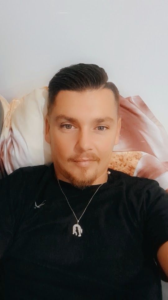 Profile of Bruce, 28, Sex friend in Hubbard (Ohio)